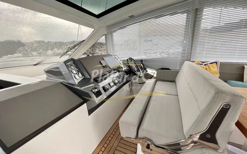 slider 8 Galeon 425 Hts