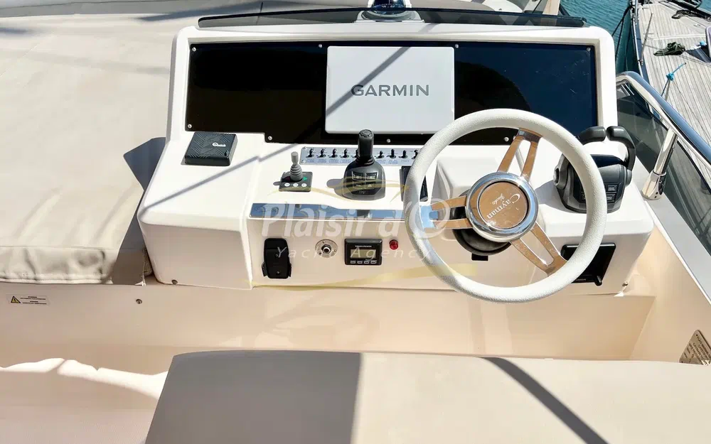 slider 21 Cayman F520
