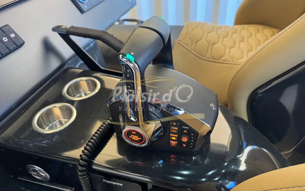 slider 17 Ribco Venom 39