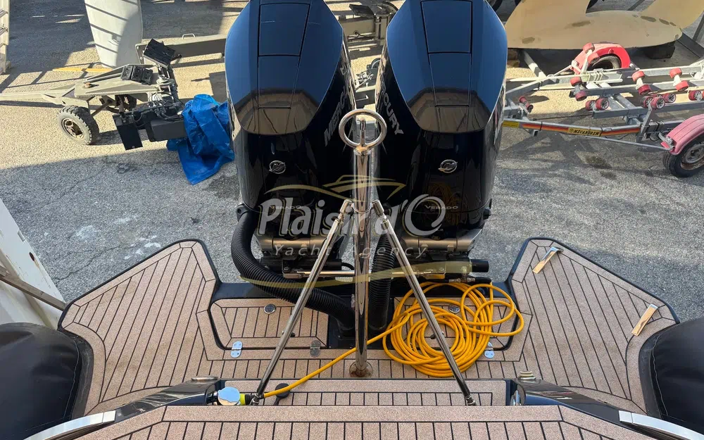 slider 33 Ribco Venom 39