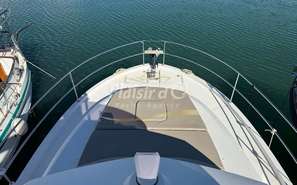 slider 10 Beneteau Swift Trawler 35