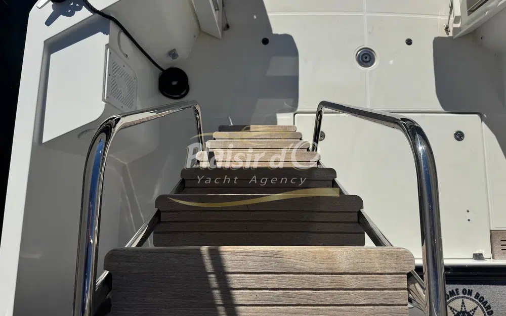 slider 13 Beneteau Swift Trawler 35