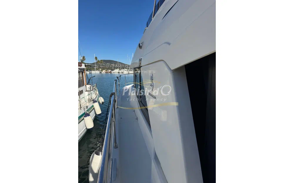 slider 15 Beneteau Swift Trawler 35