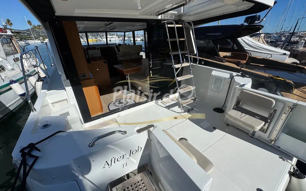 slider 19 Beneteau Swift Trawler 35