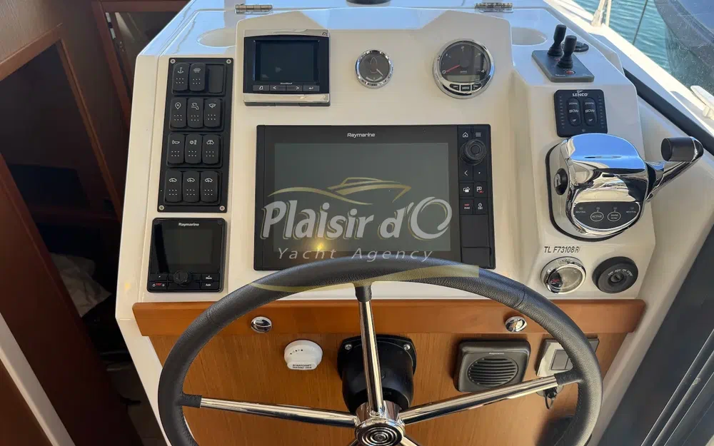 slider 22 Beneteau Swift Trawler 35