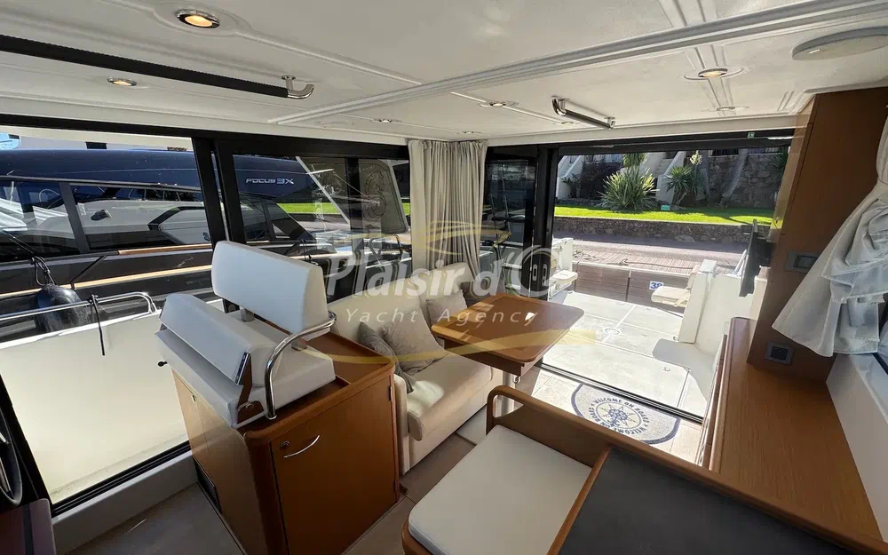 slider 36 Beneteau Swift Trawler 35