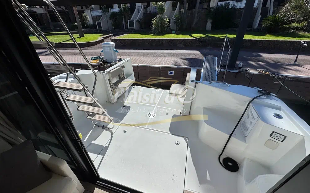 slider 44 Beneteau Swift Trawler 35