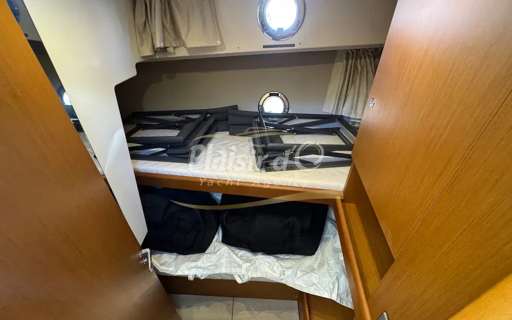 slider 47 Beneteau Swift Trawler 35