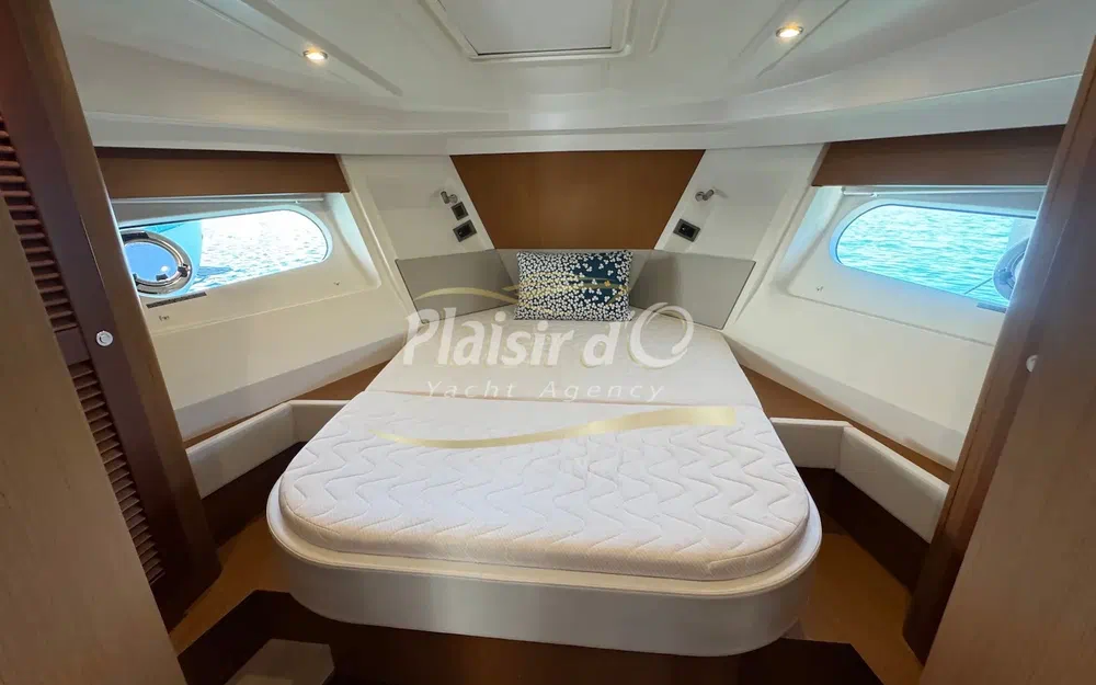slider 49 Beneteau Swift Trawler 35