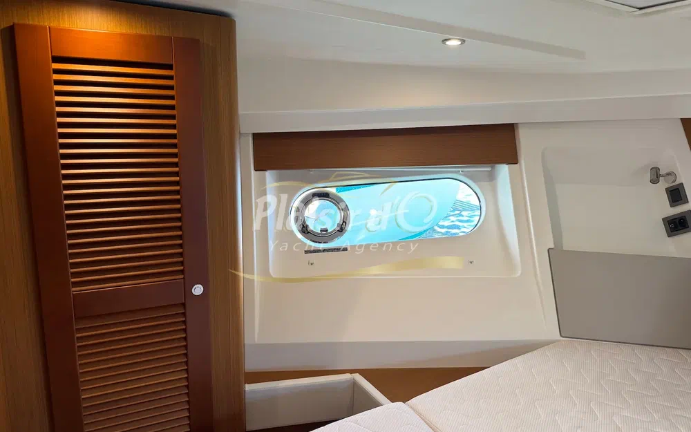slider 50 Beneteau Swift Trawler 35