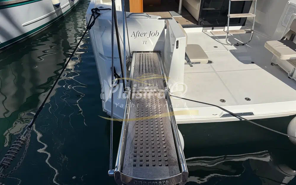 slider 53 Beneteau Swift Trawler 35