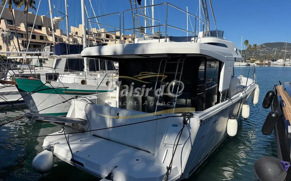 slider 54 Beneteau Swift Trawler 35