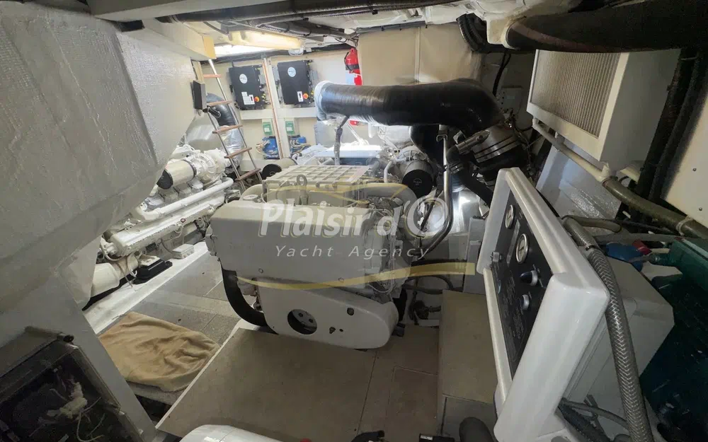 slider 77 Mochi Dolphin 64