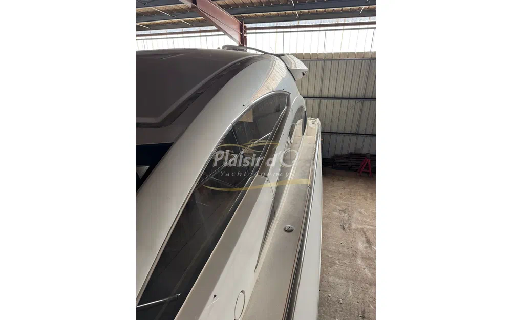 slider 28 Sunseeker Manhattan 52