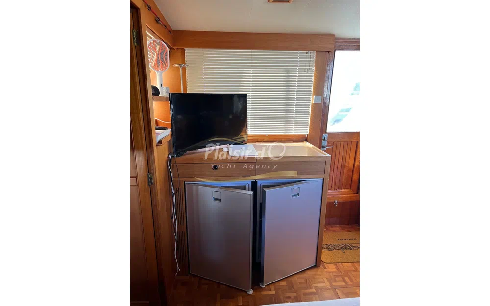 slider 20 Grand Banks 42