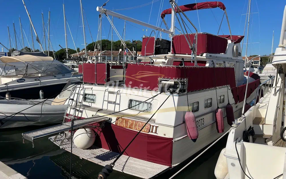 slider 2 Grand Banks 42