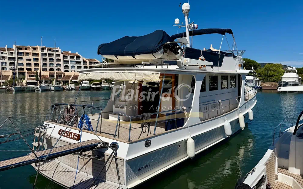 slider 2 Grand Banks 52 Europa