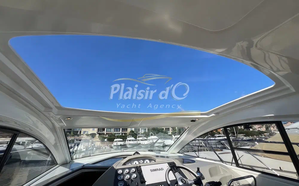slider 16 Beneteau Gran Turismo 38