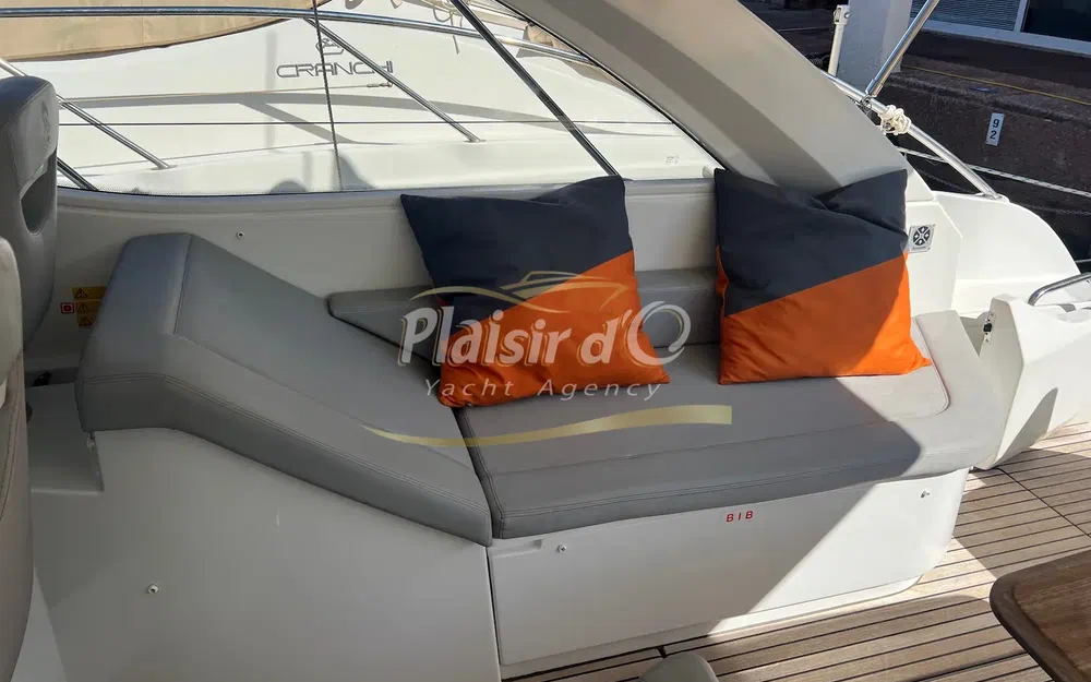 slider 19 Beneteau Gran Turismo 38