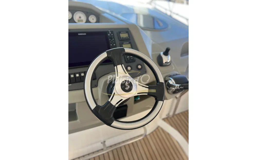 slider 23 Beneteau Gran Turismo 38