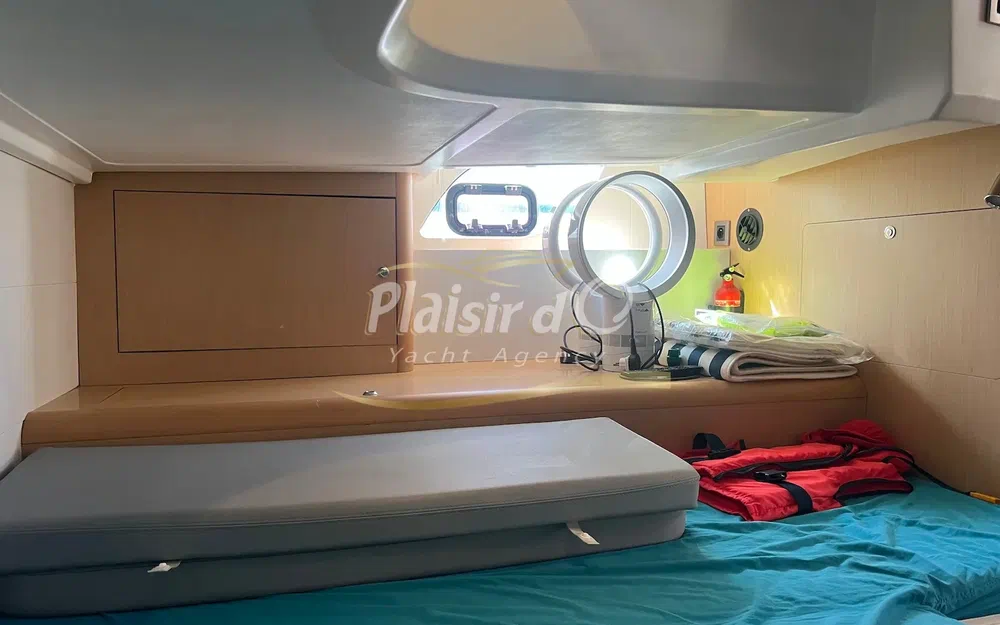 slider 42 Beneteau Gran Turismo 38