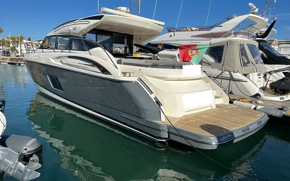 slider 1 Princess V57