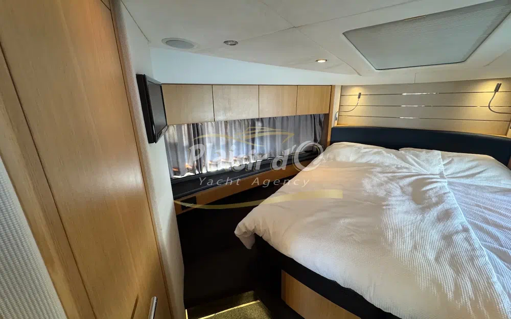 slider 38 Princess V57