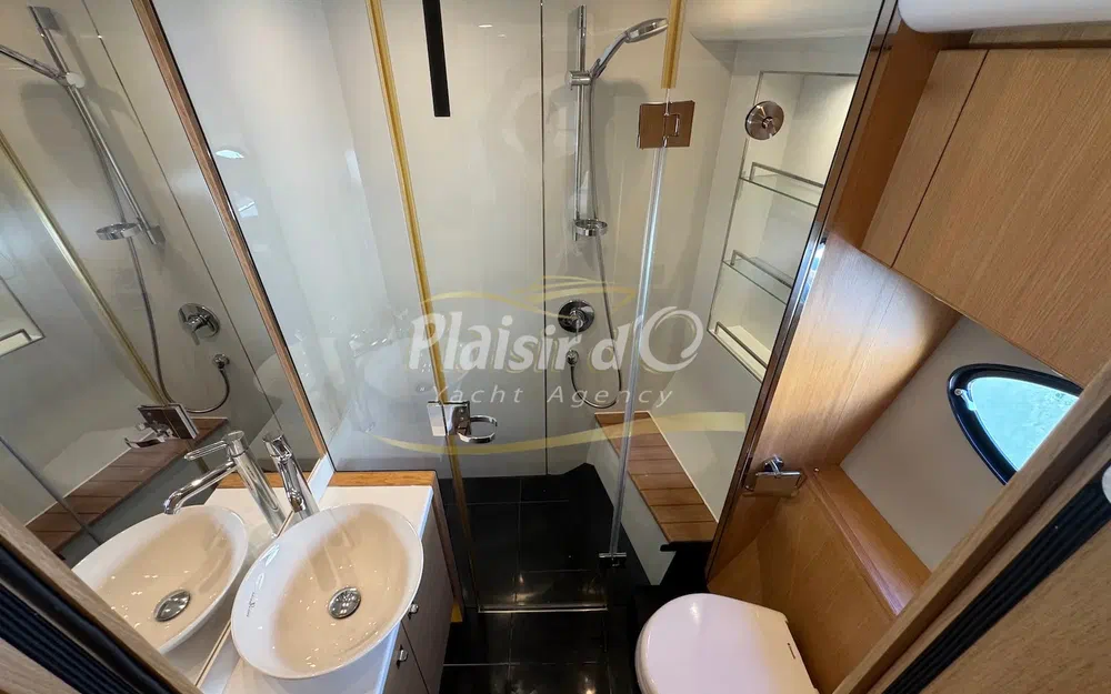 slider 42 Princess V57