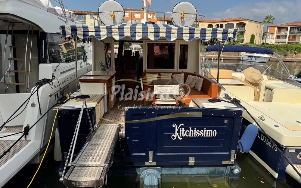 slider 1 Amateur Trawler