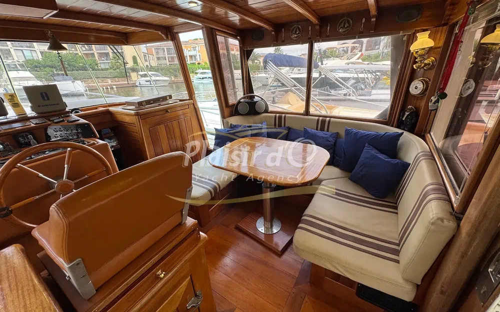 slider 33 Amateur Trawler