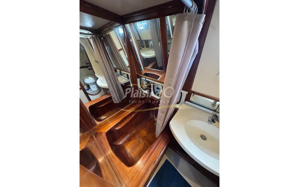 slider 46 Amateur Trawler