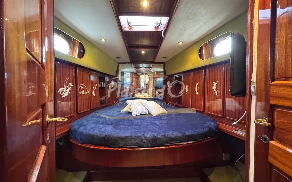 slider 52 Amateur Trawler
