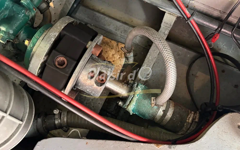 slider 61 Amateur Trawler
