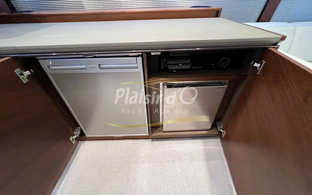 slider 11 Princess S65