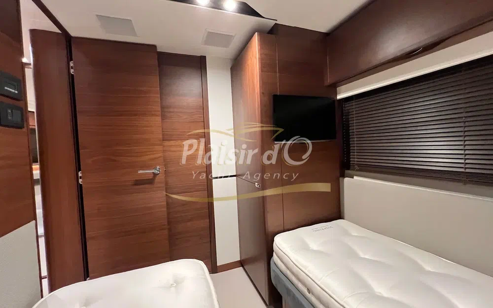 slider 34 Princess S65