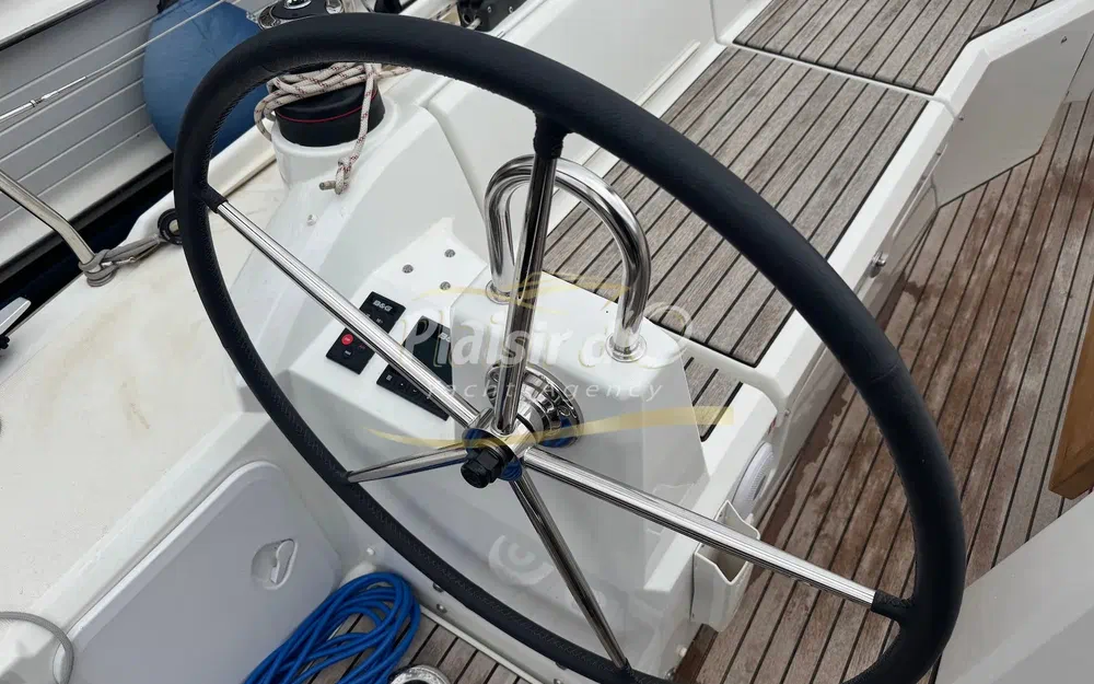 slider 13 Beneteau Oceanis 34.1