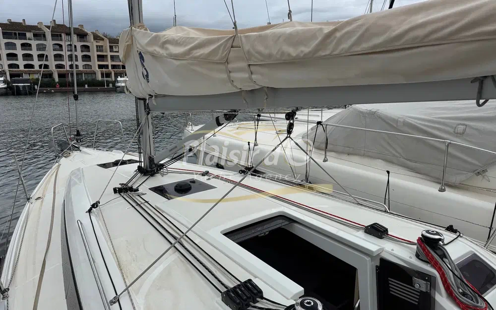 slider 1 Beneteau Oceanis 34.1