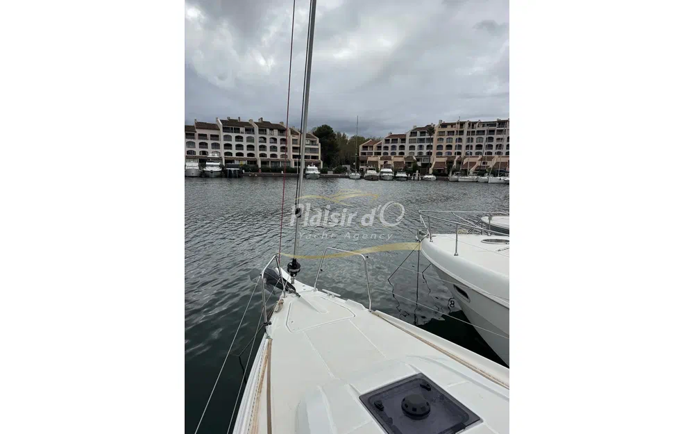 slider 3 Beneteau Oceanis 34.1