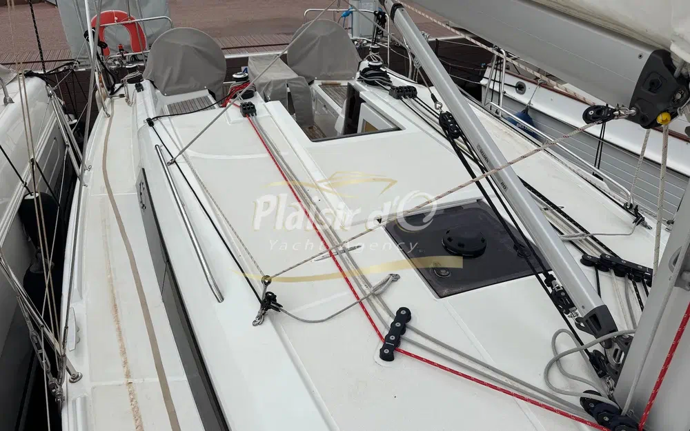 slider 8 Beneteau Oceanis 34.1