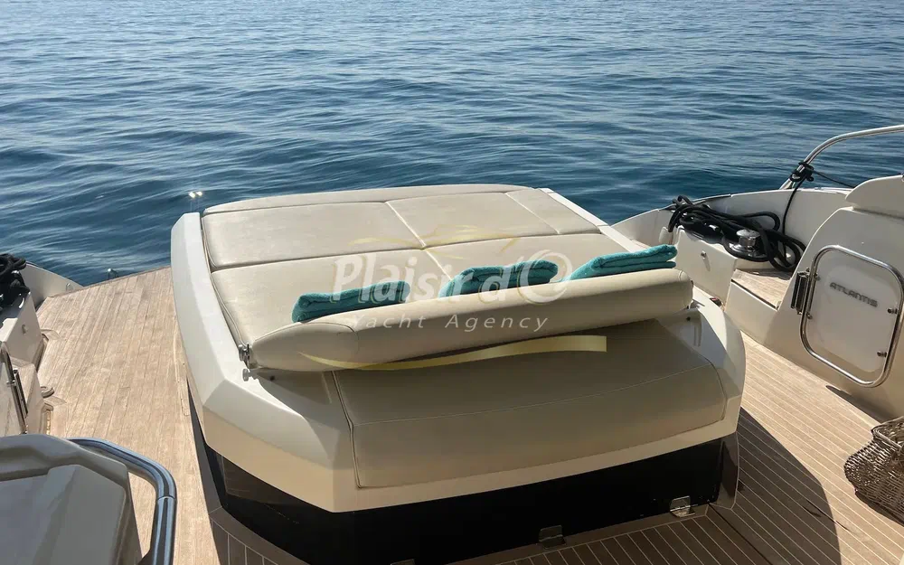 slider 11 Azimut Atlantis 58