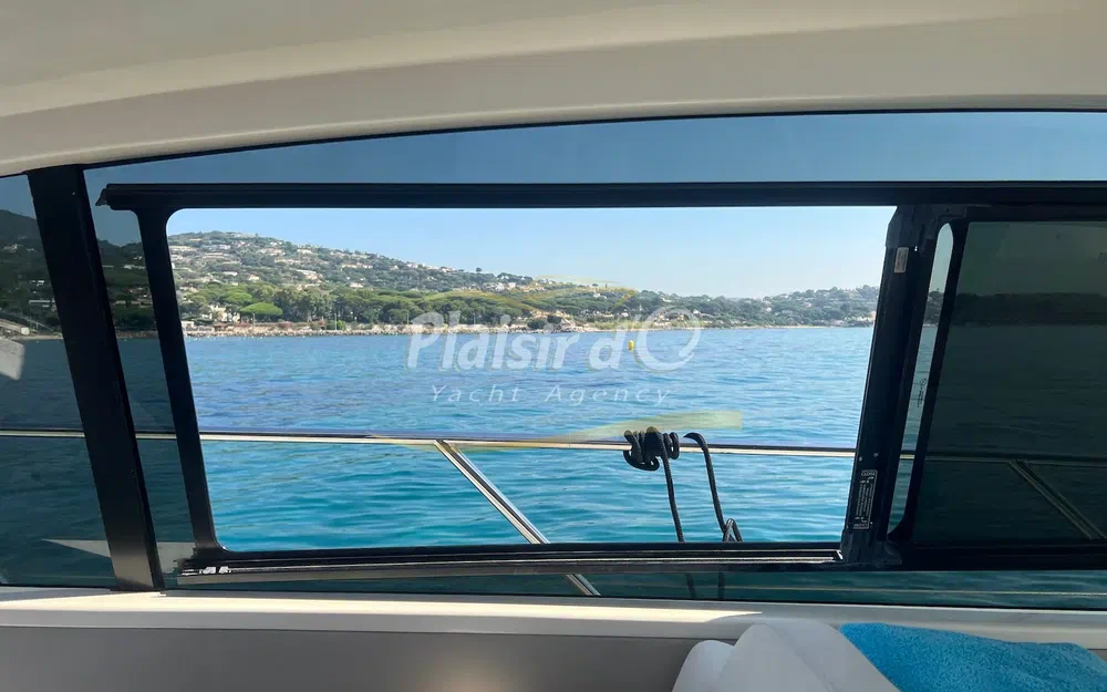 slider 29 Azimut Atlantis 58