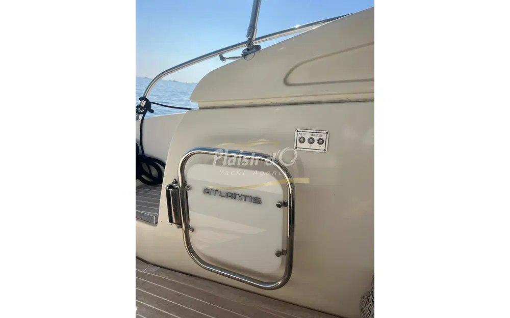 slider 30 Azimut Atlantis 58