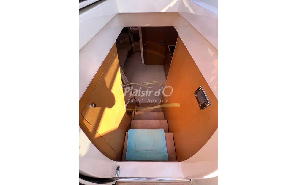 slider 33 Azimut Atlantis 58