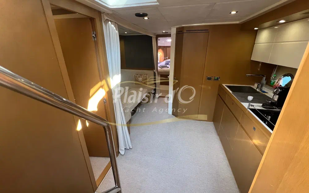 slider 34 Azimut Atlantis 58