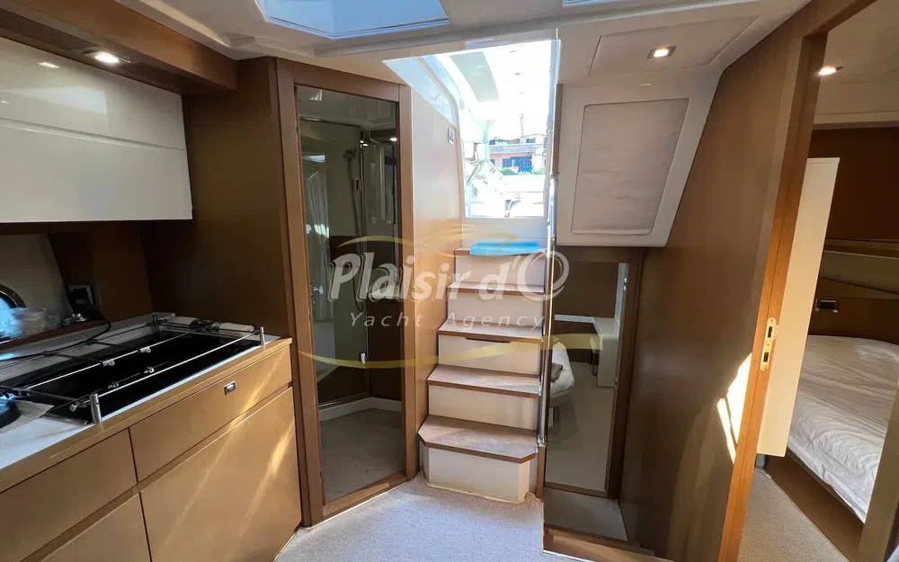 slider 43 Azimut Atlantis 58