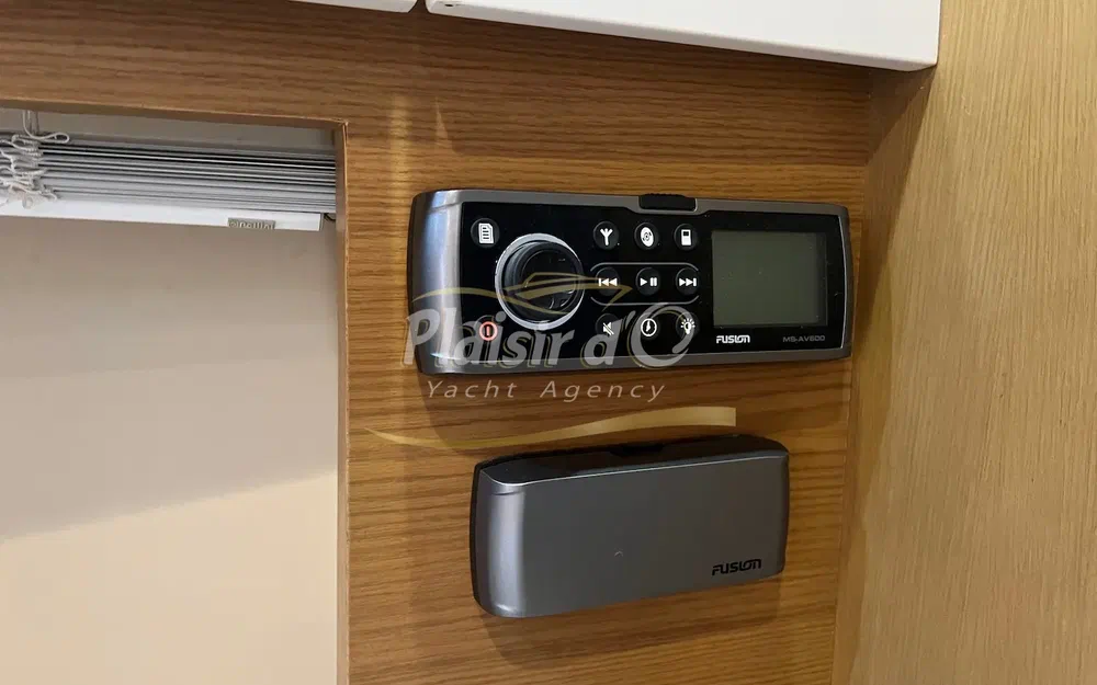 slider 44 Azimut Atlantis 58
