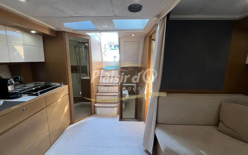 slider 48 Azimut Atlantis 58