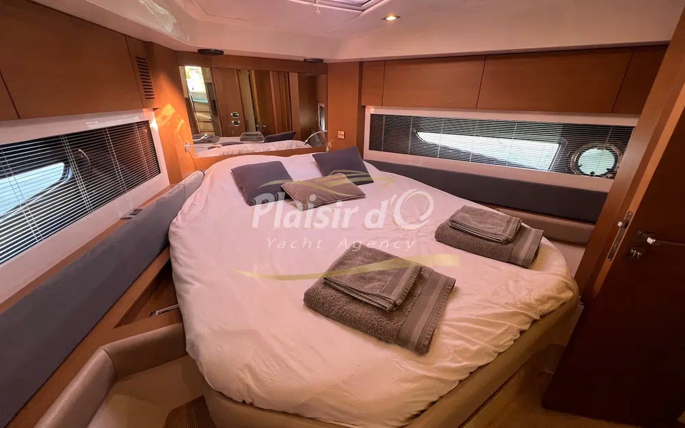 slider 60 Azimut Atlantis 58