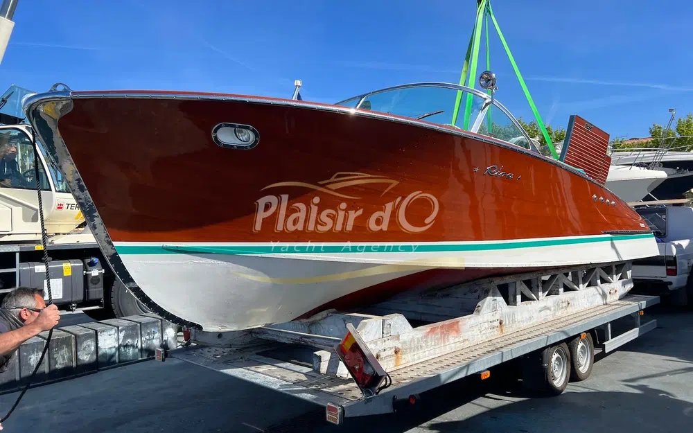 slider 13 Riva Tritone