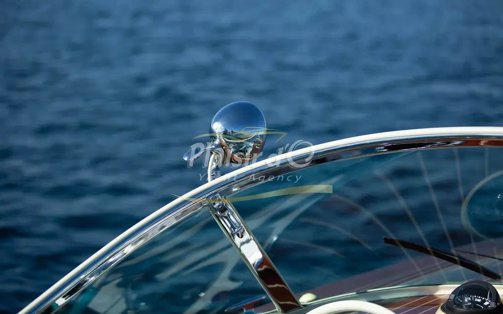 slider 24 Riva Tritone